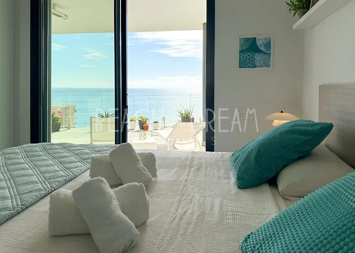 & Dream - Privilege Apartment Fuengirola